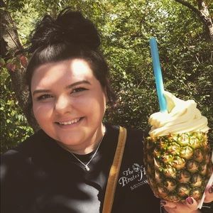 Meet your Posher, Carly